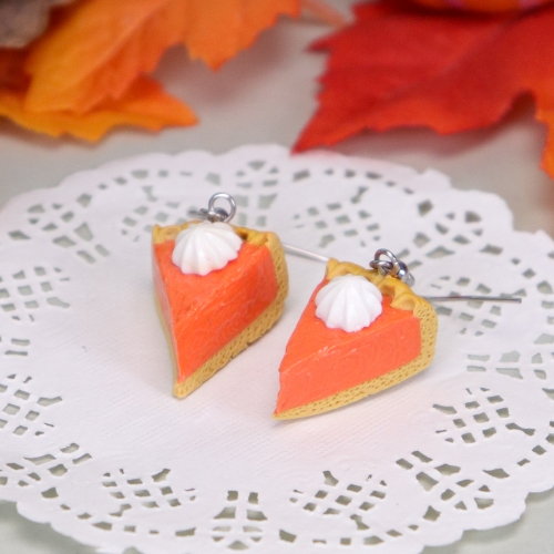 pumpkin_pie_kolczyki_z_modeliny.jpg