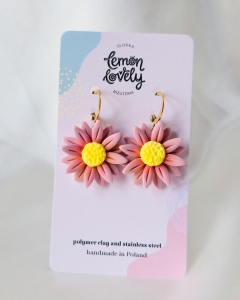 Kolczyki wiszące różowe kwiaty