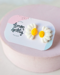 Kolczyki sztyfty rumianek